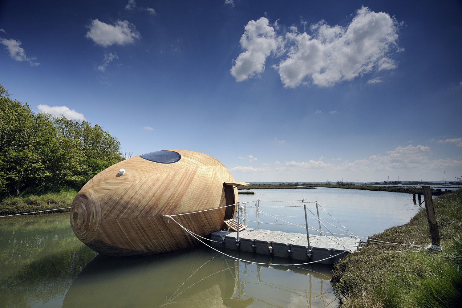  Get Inspired with Floating Architecture!