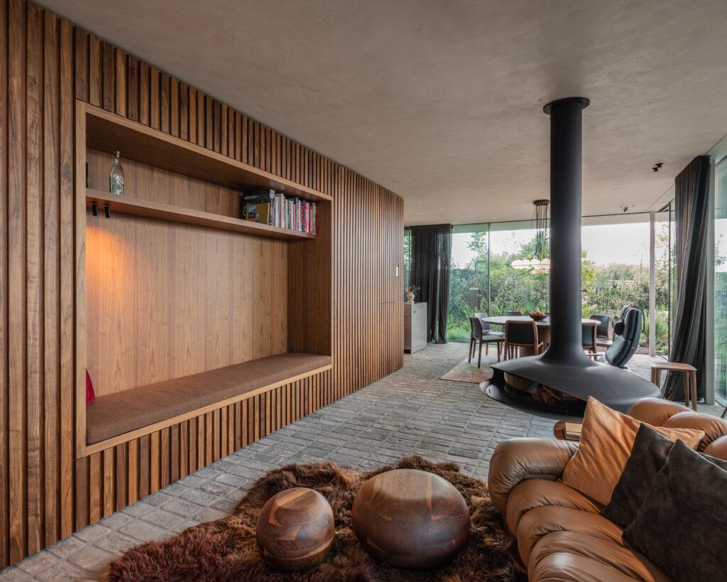 Curated visual reference: Fresh Look at Penthouse Elegance Where Urban Meets Oasis