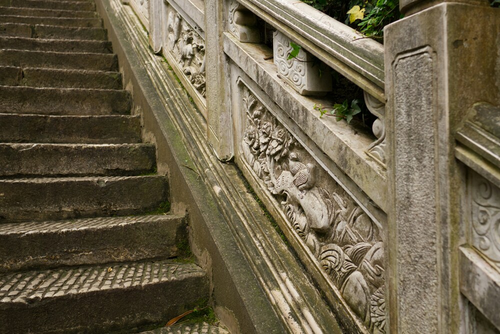 Parapet Inspections for Historic Buildings in NYC: Challenges and Solutions | illustrarch