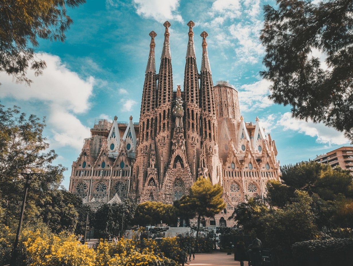 Top 10 Cities for Architectural Travel Enthusiasts to Add to Their Bucket List