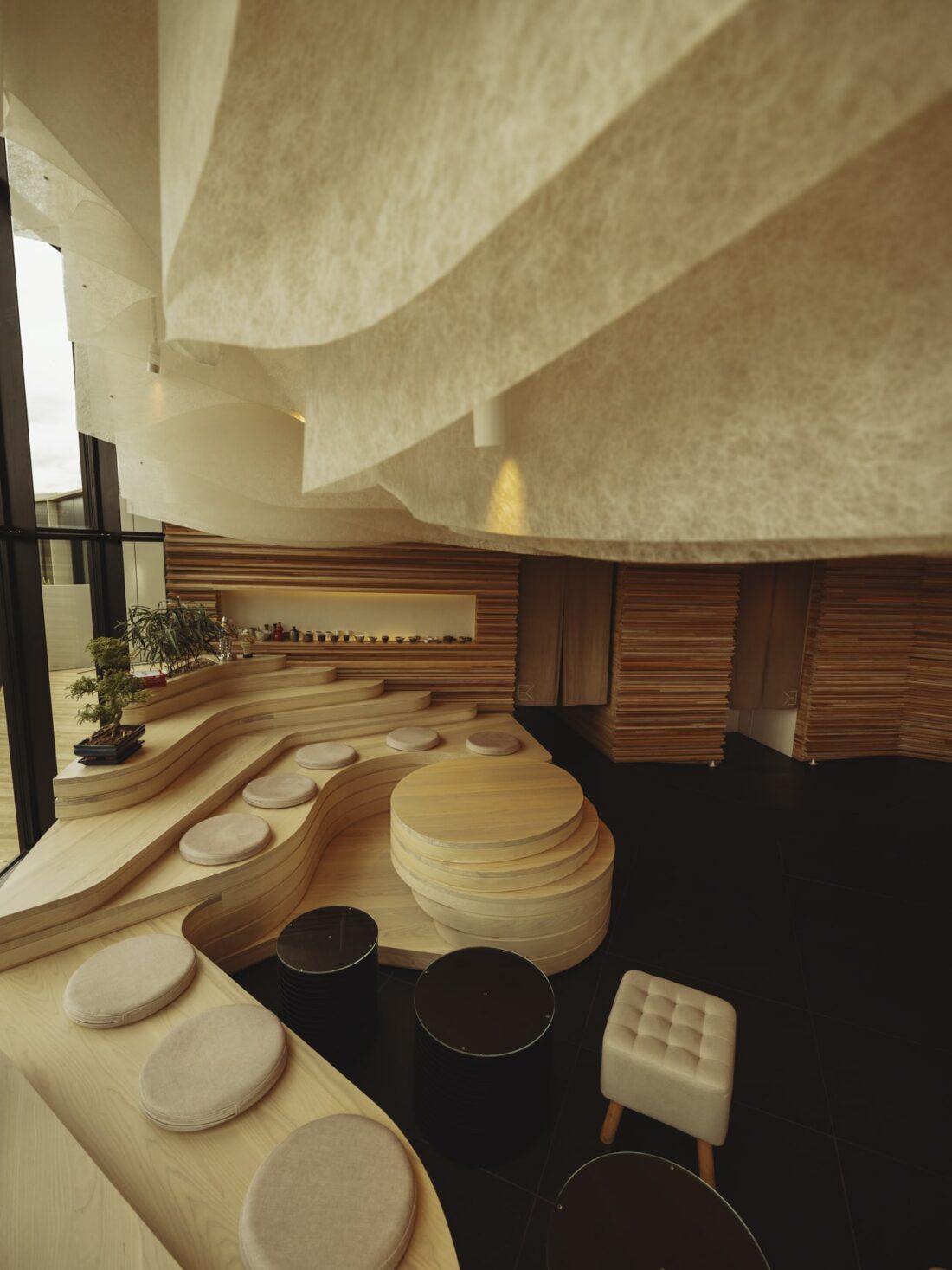 Kengo Kuma Architecture: Nature-Inspired Works & Design