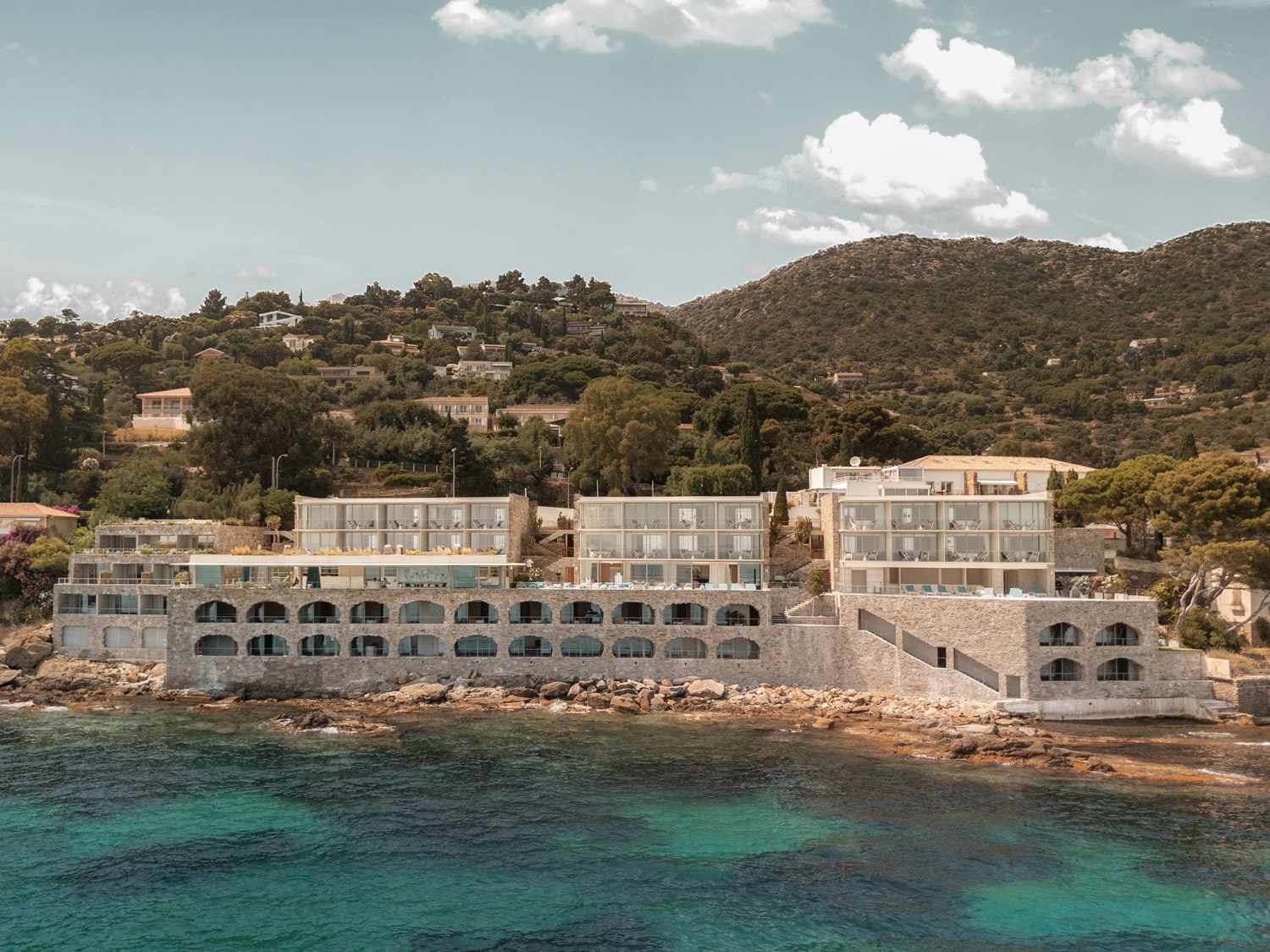 The Hôtel Les Roches by PietriArchitectes