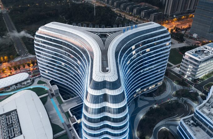 Green Clover, Future City Integrated with Nature: Hangzhou First People’s Hospital Tonglu Branch Green Clover, Future City Integrated with Nature: Hangzhou First People’s Hospital Tonglu Branch