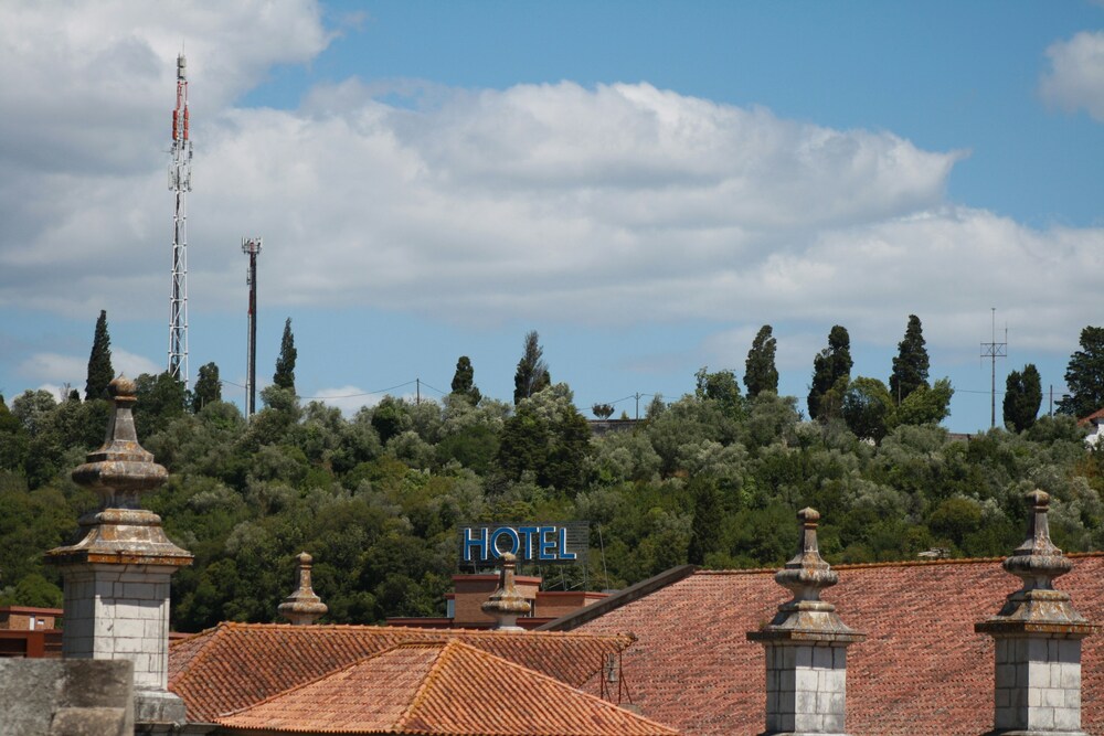 Top Signs It’s Time to Replace Your Gutters, Not Just Repair Them Top Signs It’s Time to Replace Your Gutters, Not Just Repair Them