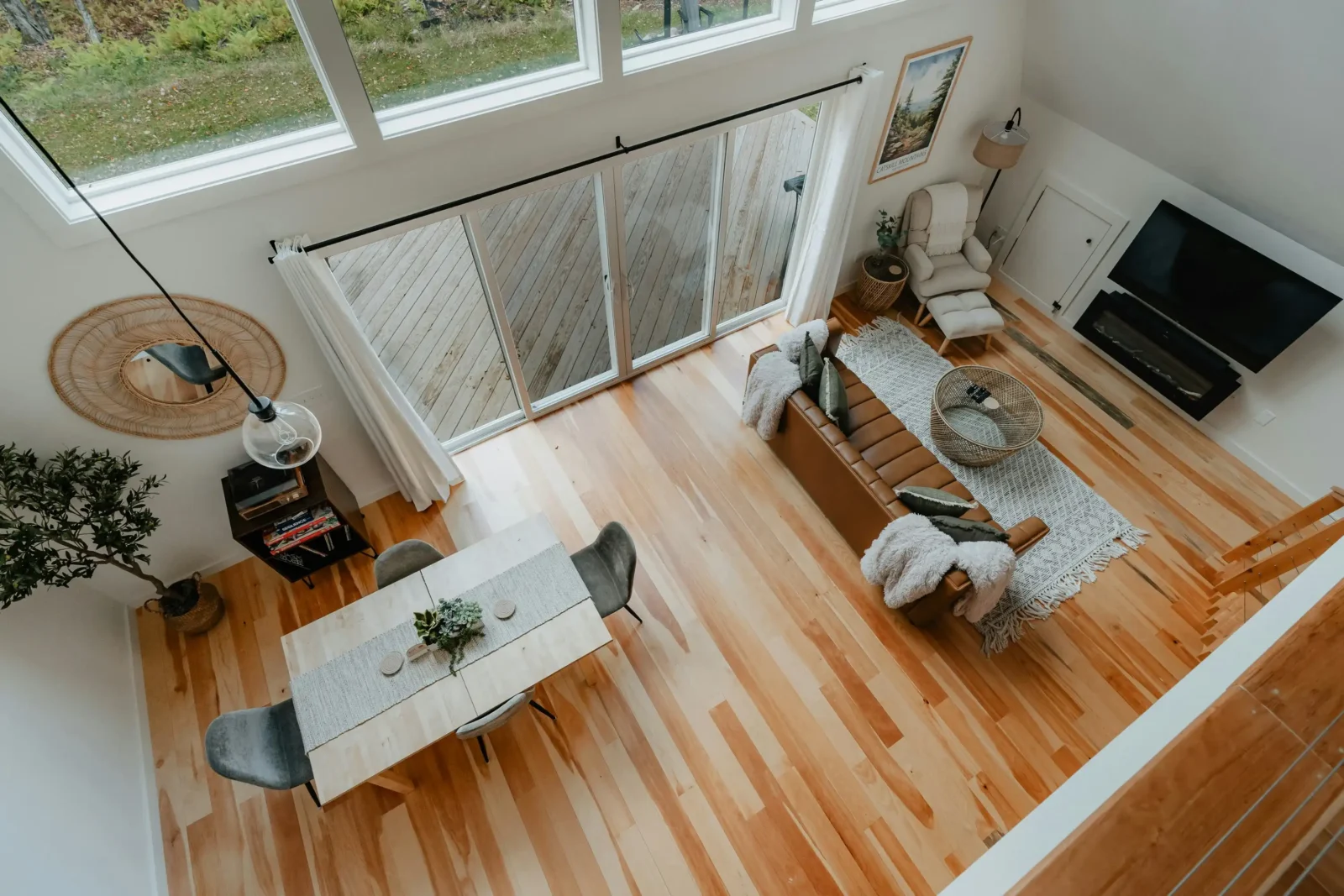 How to Choose the Right Finisher for Your Home’s Hardwood Floors How to Choose the Right Finisher for Your Home’s Hardwood Floors