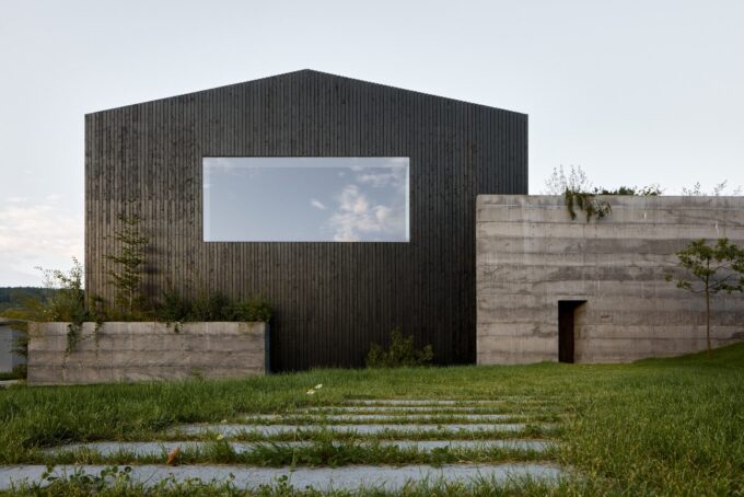 Janošík Headquarters and Showroom by Jakub Janošík Janošík Headquarters and Showroom by Jakub Janošík