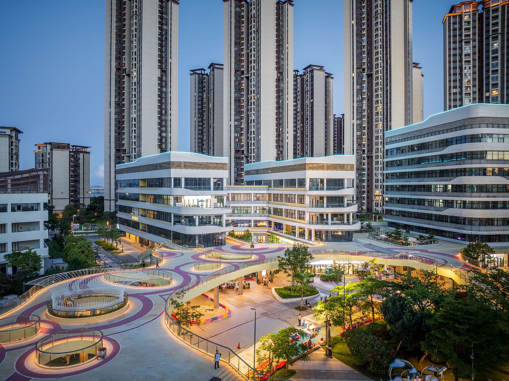 KING ONE Community Center by E Plus Design（E+UV）