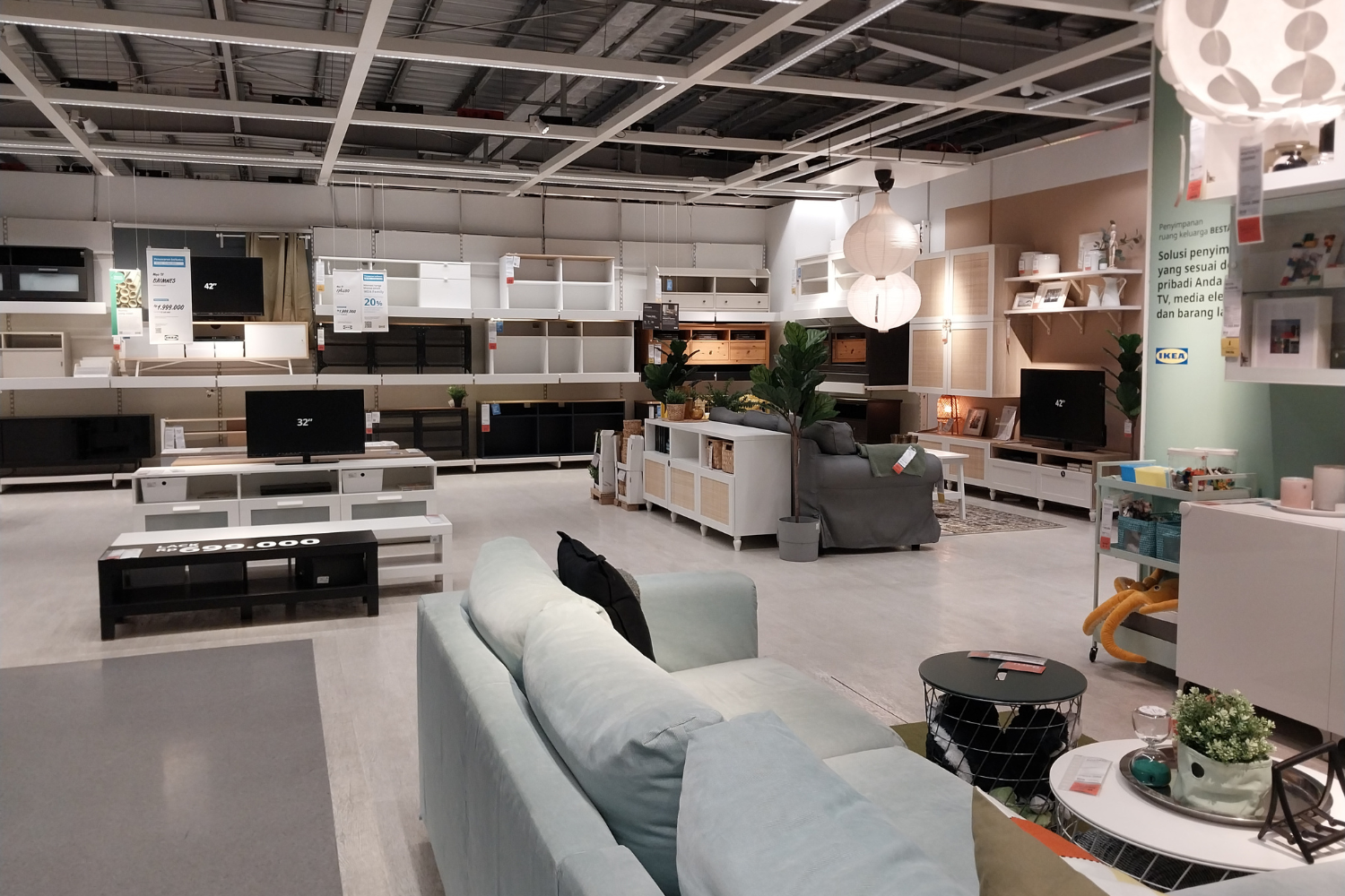 Space Planning for Industrial Showrooms in Rural Settings