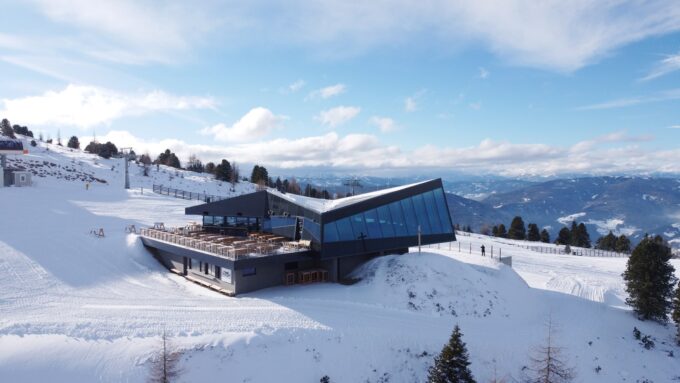 The Eagle Mountain Top Restaurant by Viereck Architects