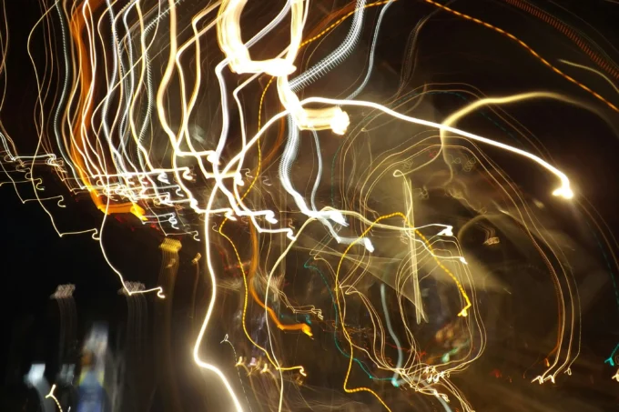 What Really Keeps a City Alive? The Energy Behind Urban Motion