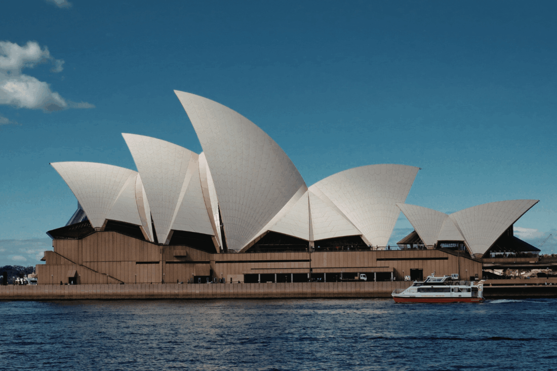 10 Buildings That Use the Golden Ratio