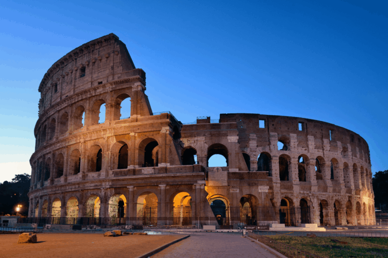 The 10 Most Iconic Buildings in the World and Their Stories | illustrarch