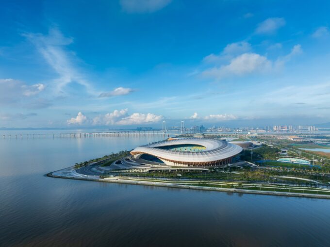 ZHA Completes New Waterfront Stadium and Sports Centre in Guangzhou