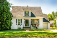 Moving Out of Colorado? Smart Tips to Sell Your Home