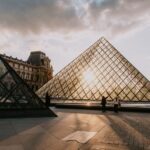 €700M Louvre Expansion Meets Museum Staff Resistance