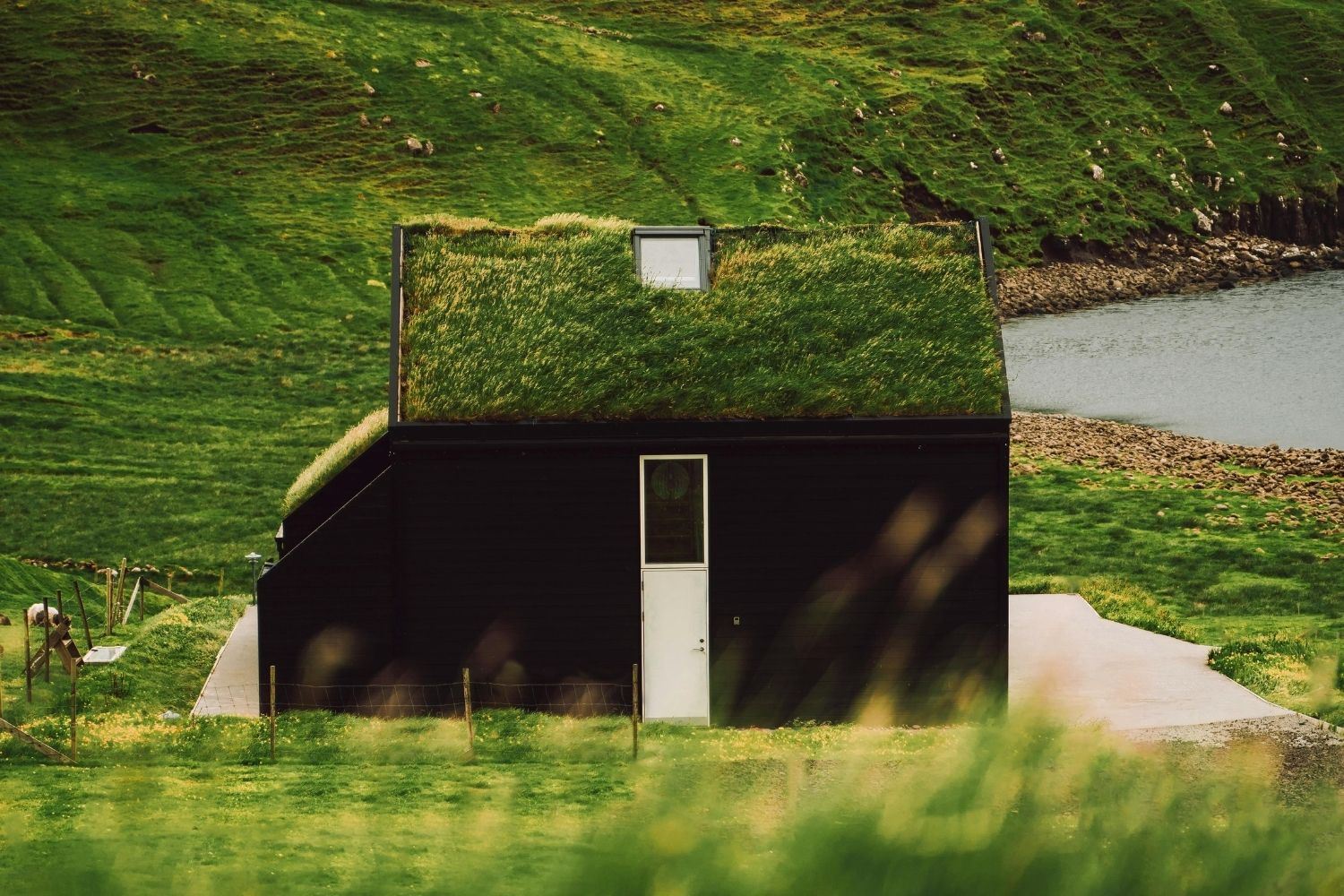 12+ Tiny Home Communities in California: The CompleteGuide to Costs, ADU Laws & Best Locations