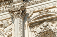 Baroque Architecture vs Minimalism: Opulence vs Emptiness