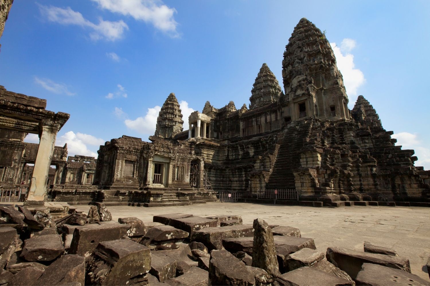 Angkor Wat: How Khmer Architects Built a Stone Map of the Universe
