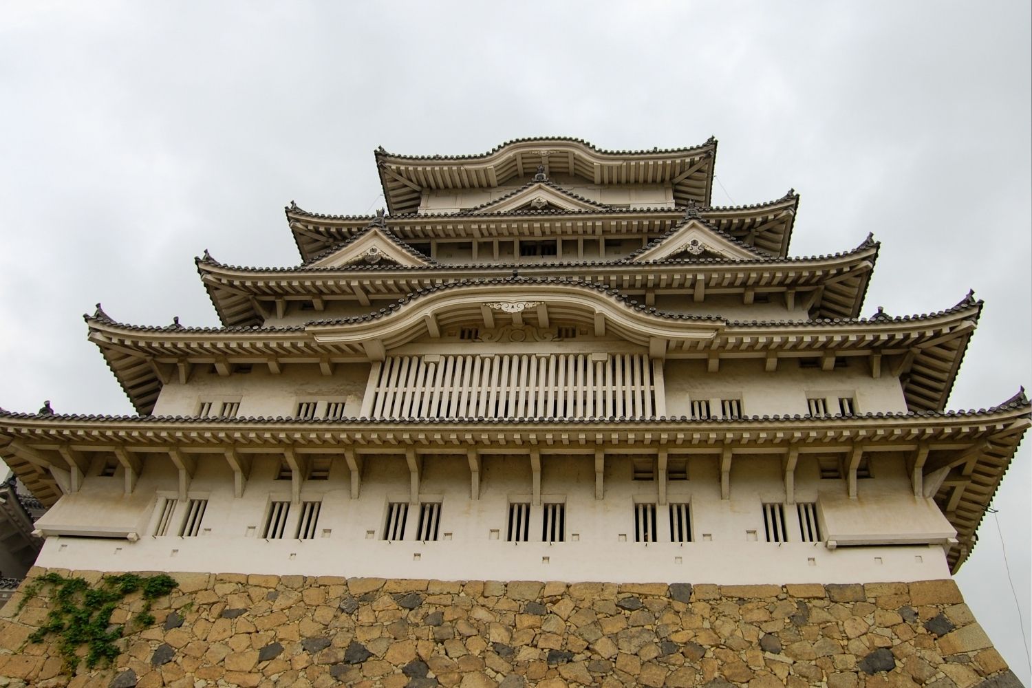 Himeji Castle: How Japan's White Heron Castle Mastered Defensive Architecture