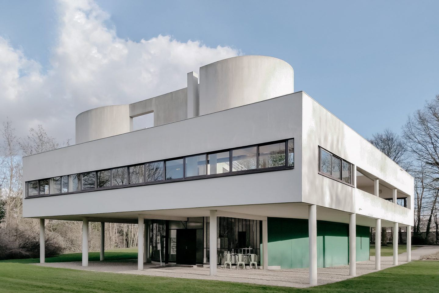 Le Corbusier: Design Philosophy of His Famous Buildings