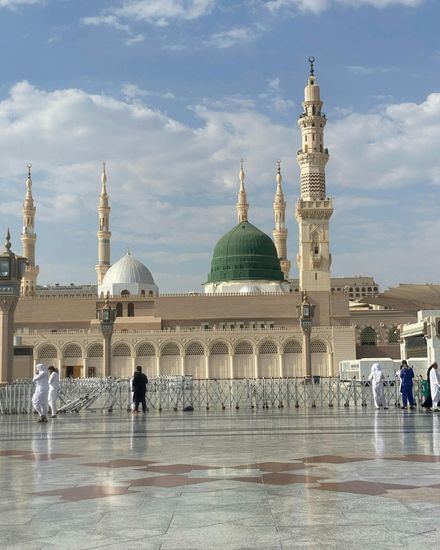 Al-Masjid an-Nabawi Architectural Styles: The Evolution of a Sacred Core