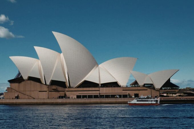 Sydney Opera House and the World’s Greatest Opera Houses: Architecture That Performs