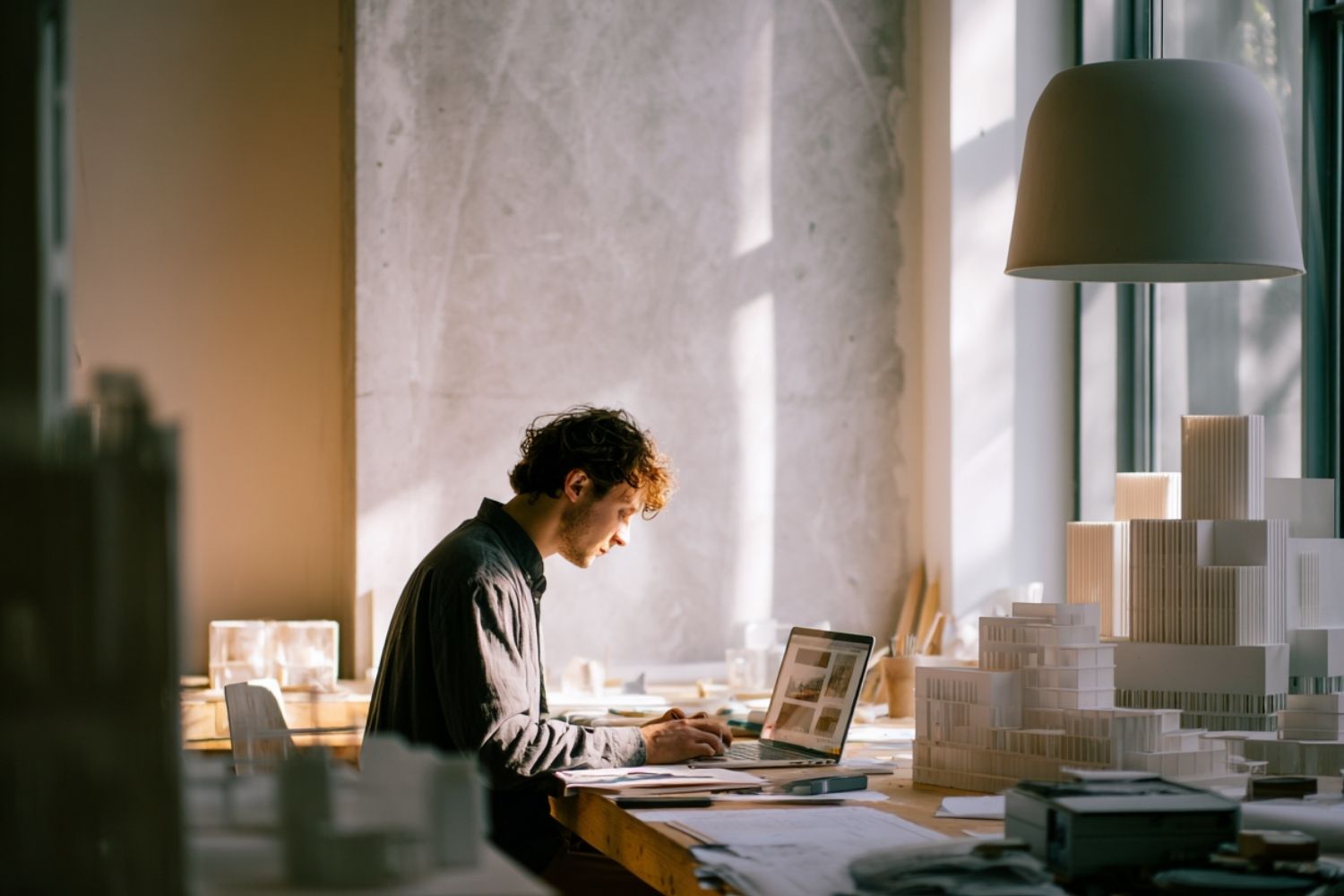 Strong Personal Brand Online: 9 Steps Every Architect Should Take