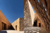 Regionalism vs Parametric Design: Cultural Roots or Digital Futures?
