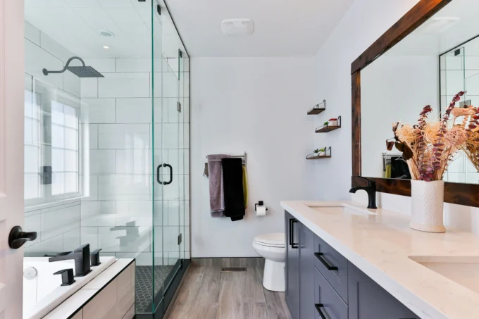 What Makes a Bathroom Truly High-End? The Decisions You Don’t See
