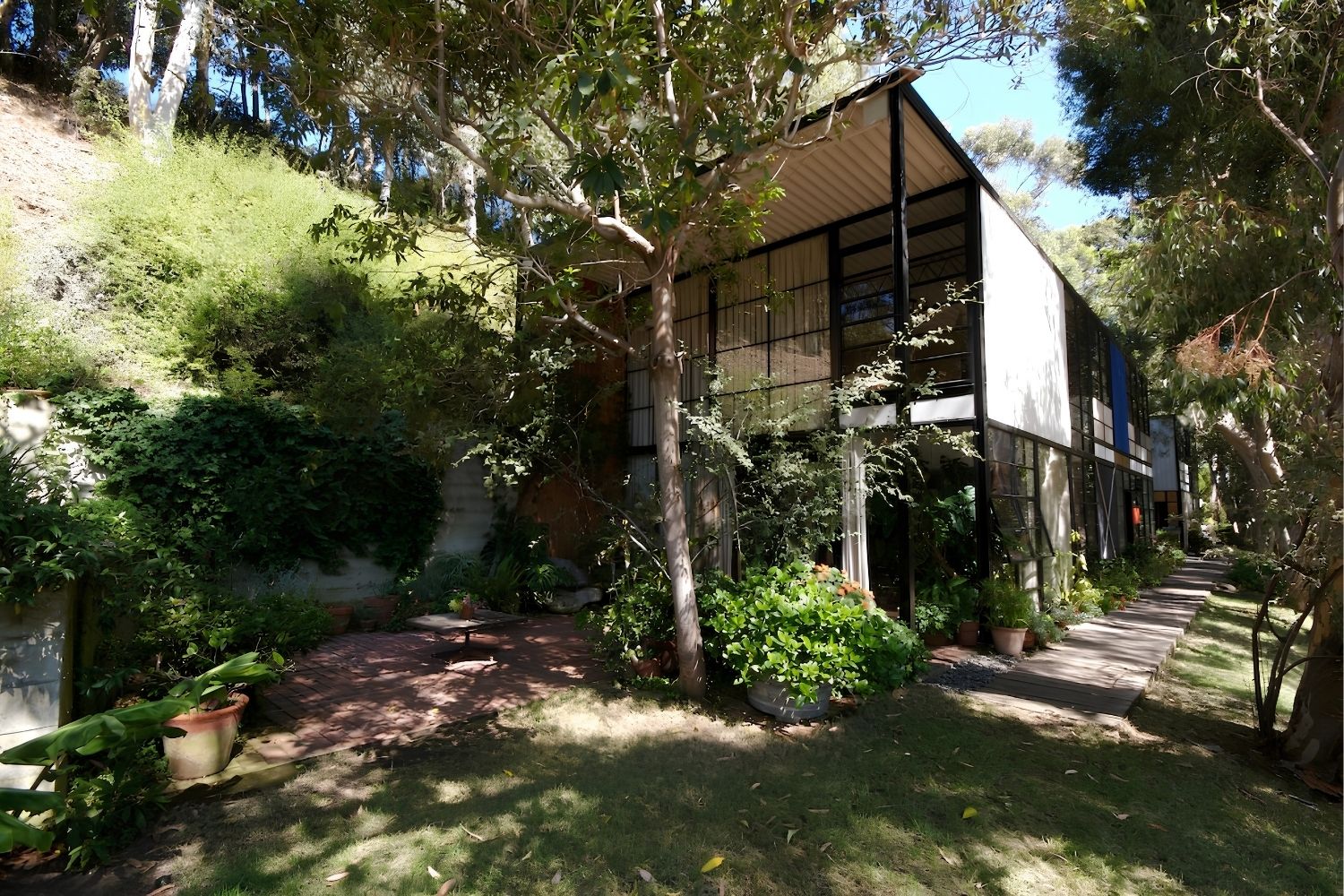 The Most Iconic Houses Designed by World-Famous Architects