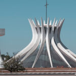 Curves of Genius: Oscar Niemeyer’s Brazilian Modernism and His Most Iconic Buildings