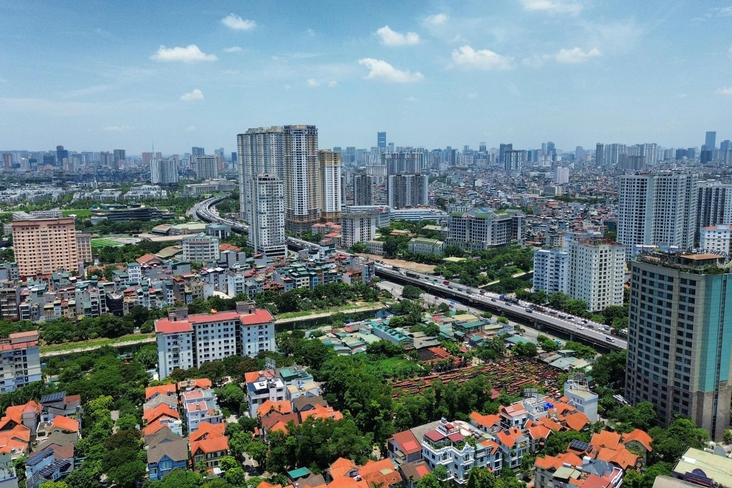 Mixed-Use Development vs Single-Use Zoning: The Urban Planning Debate
