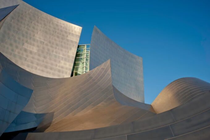 Walt Disney Concert Hall: Frank Gehry’s Stainless Steel Symphony in Los Angeles