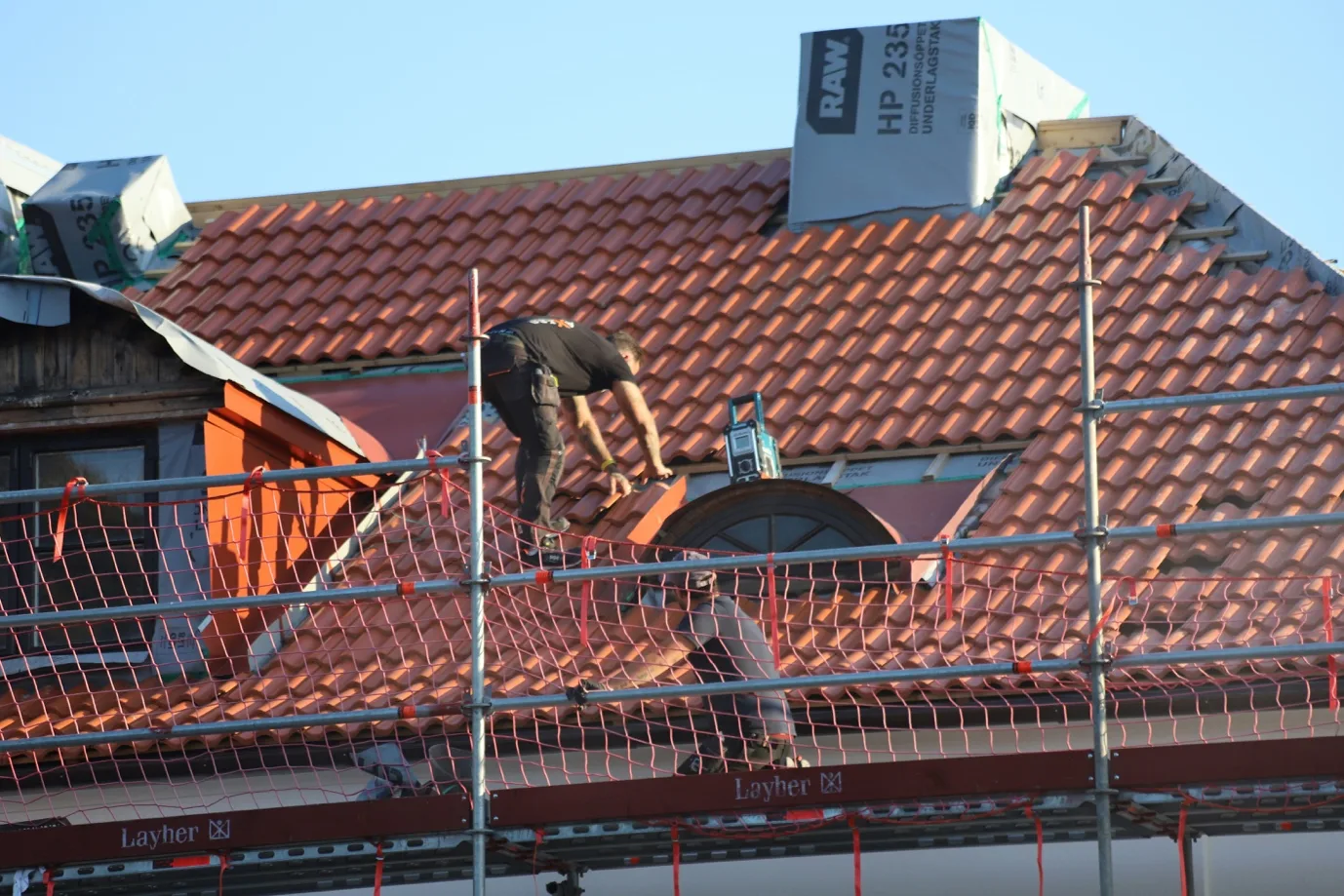 Anatomy of a Wet-Climate Roof: The Engineering Behind High-Performance Roofing