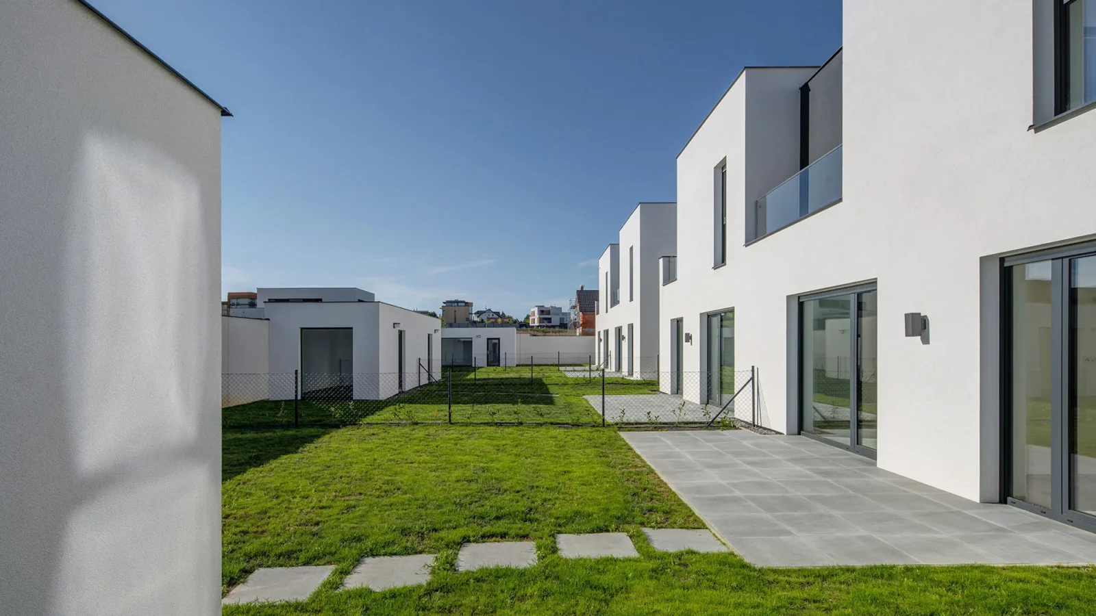 4 Houses