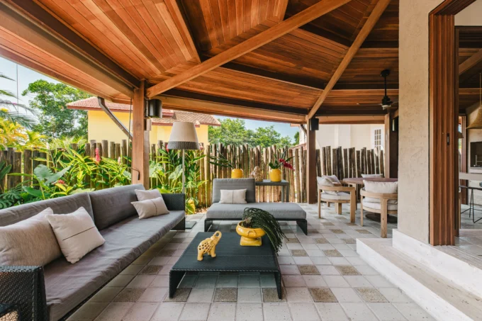 Casa Jardim Iporanga by Nati Minas & Studio