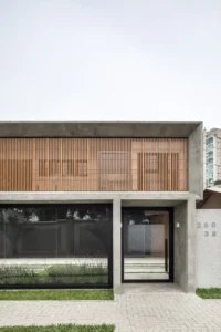 Luciana Gibaile designs a weekend home centered on family life