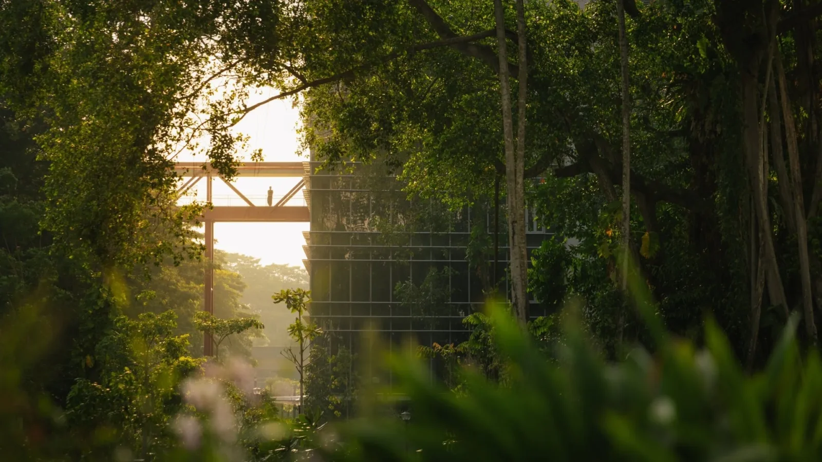 Singapore Institute of Technology by Henning Larsen