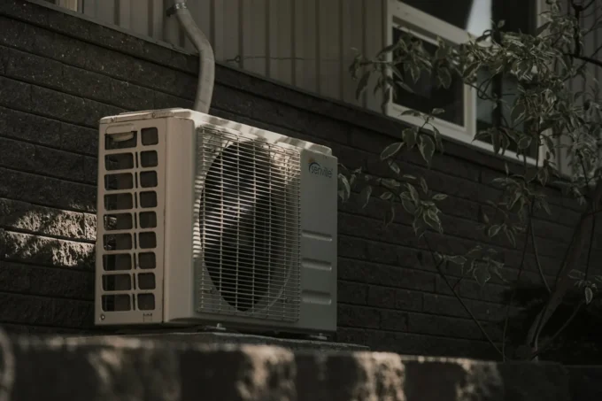 6 Common AC Problems and When to Call a Professional for Repairs