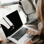 The Truth About AI vs Human Writing for College Essays in 2025