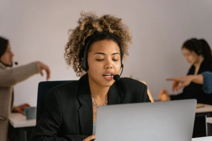 Why Are Call Center Services Essential for Managing Architecture Client Needs?