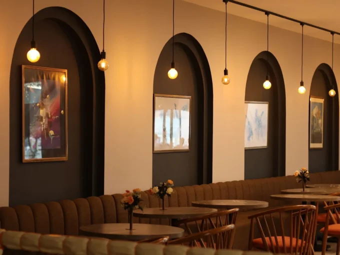 Equip a Commercial Space With Proper Seating Solutions: A Definitive Guide
