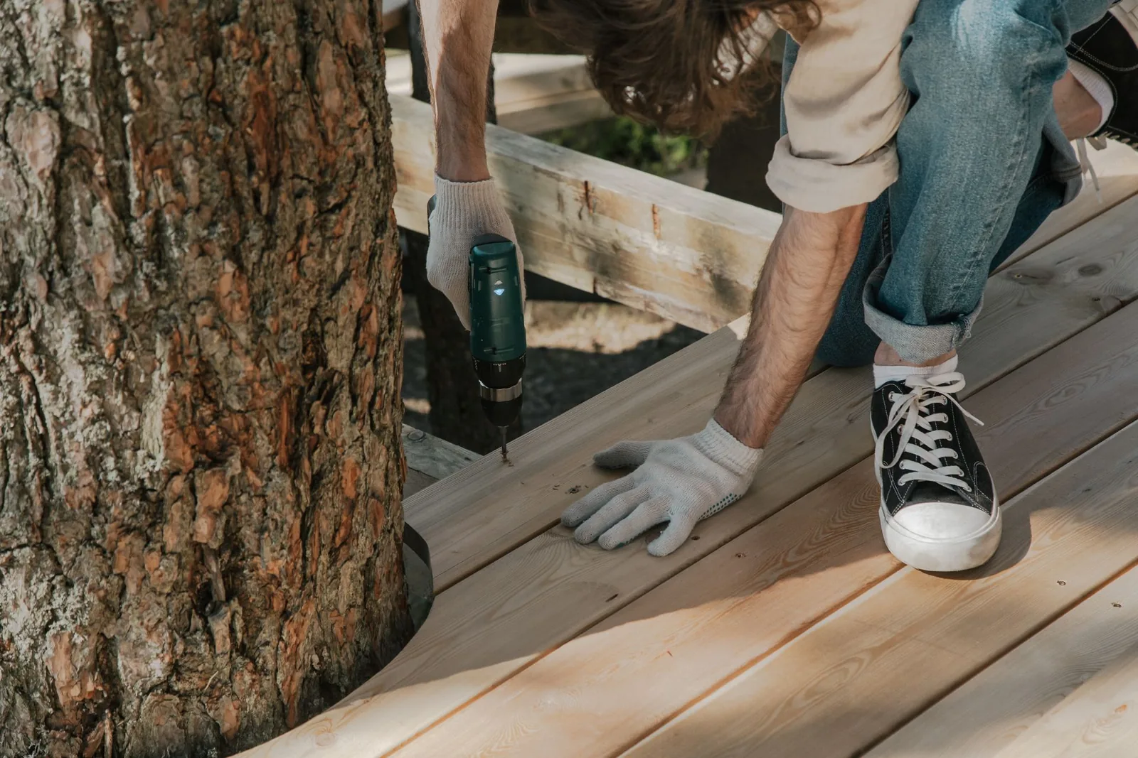 How to Choose the Right Contractor for Your Deck Project in Washington