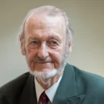 Donald Insall, the Conservation Architect Who Led Windsor Castle’s Restoration, Dies at 100