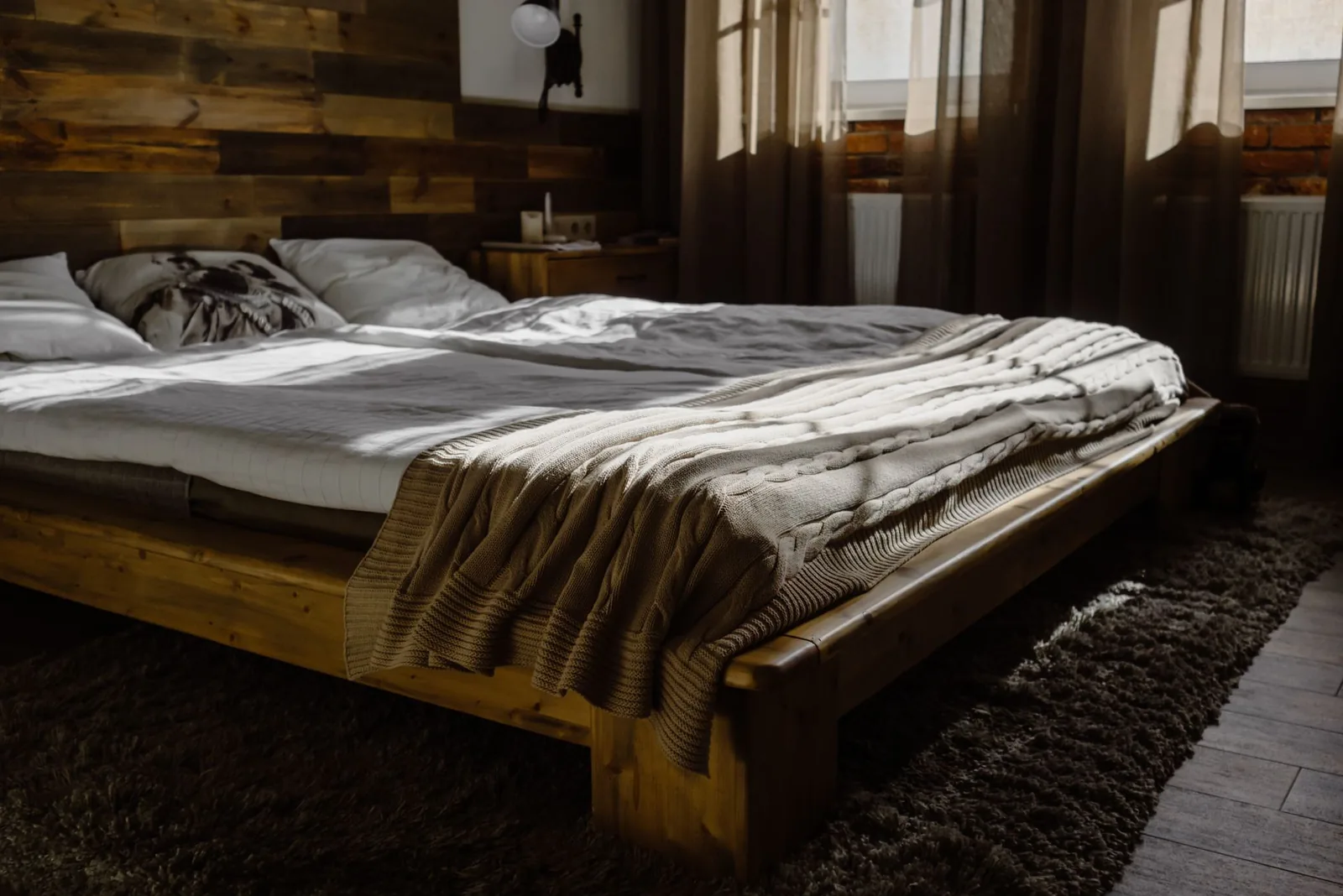Eco-Friendly Elegance: How Amish Beds Complement Green Building Designs