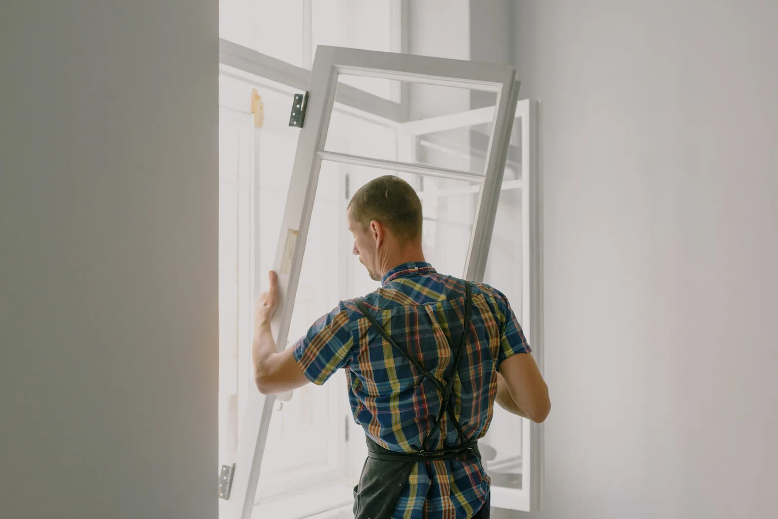 Integrating Energy-Efficient Windows into Sustainable Home Designs