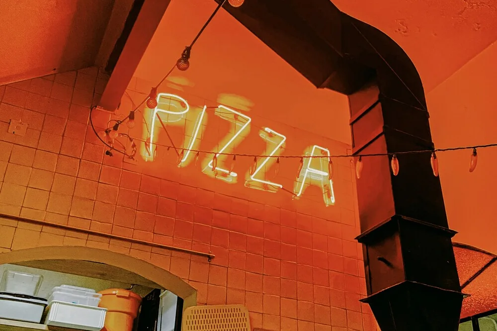 Exploring Pizza Restaurant Franchise Opportunities: A Slice Above Other Food Franchises