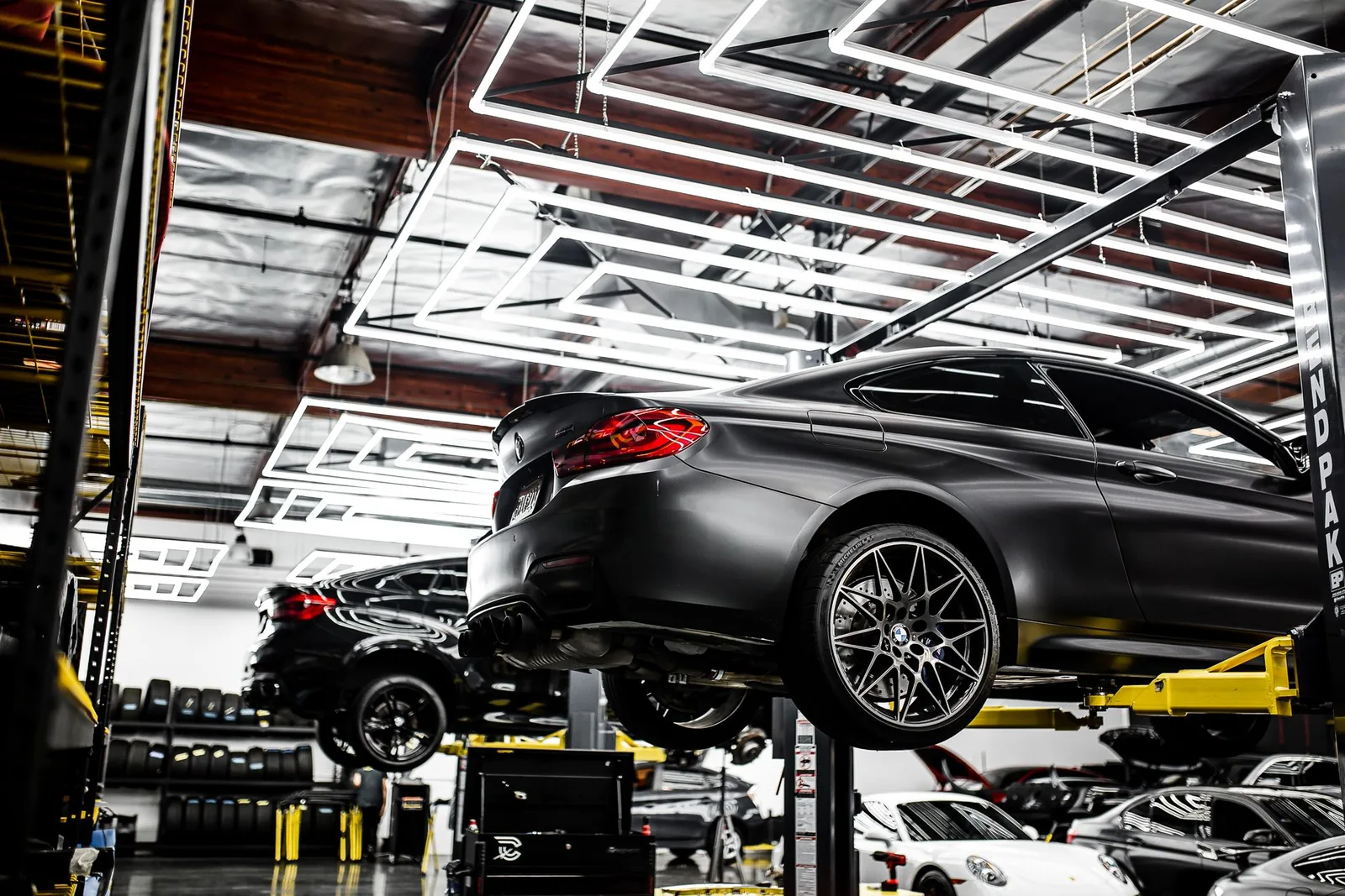 Best LED Shop Lights 2026: Brightest Options for Garage & Workshop
