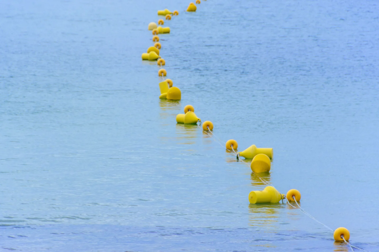 Reliable Floating Solutions for Industrial and Marine Applications
