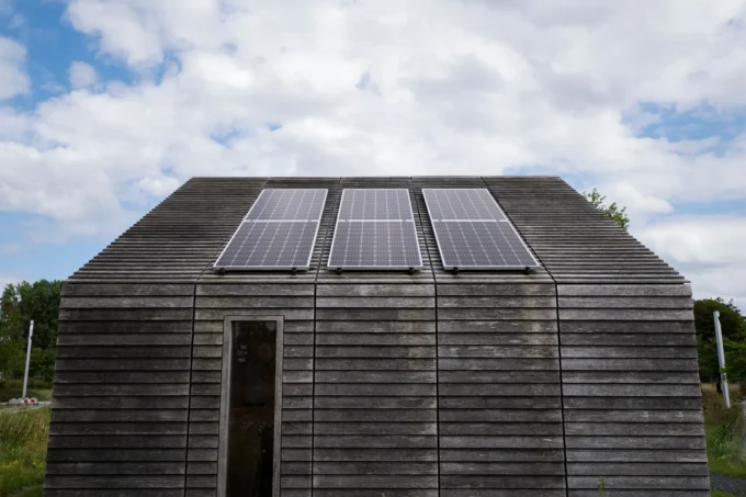 Off-Grid Living: Top Energy Solutions for Your Home & Family